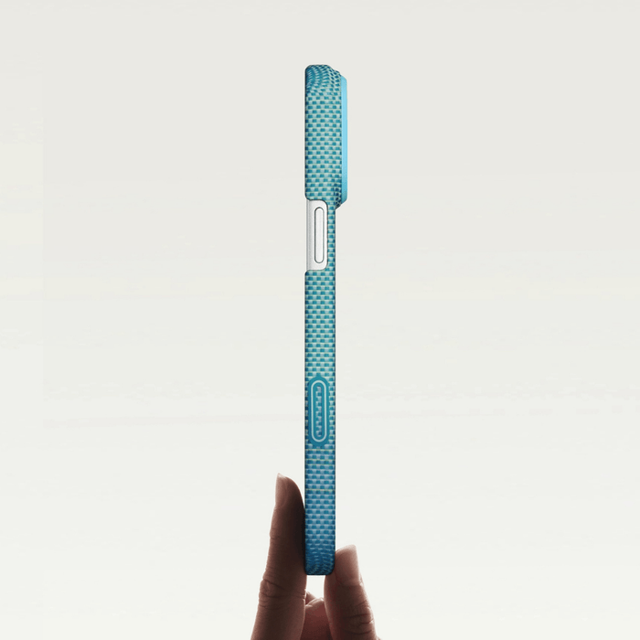 Pitaka iPhone 18 Pro Max Case - Lucid Blue