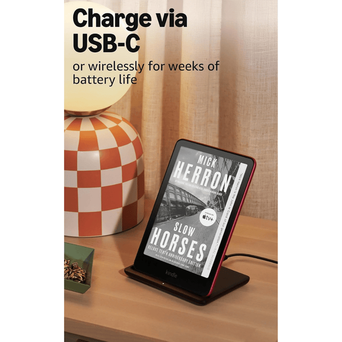‫Amazon Kindle Paperwhite Signature Edition 32GB in Metallic Black‬, 32GB storage capacity for thousands of eBooks.