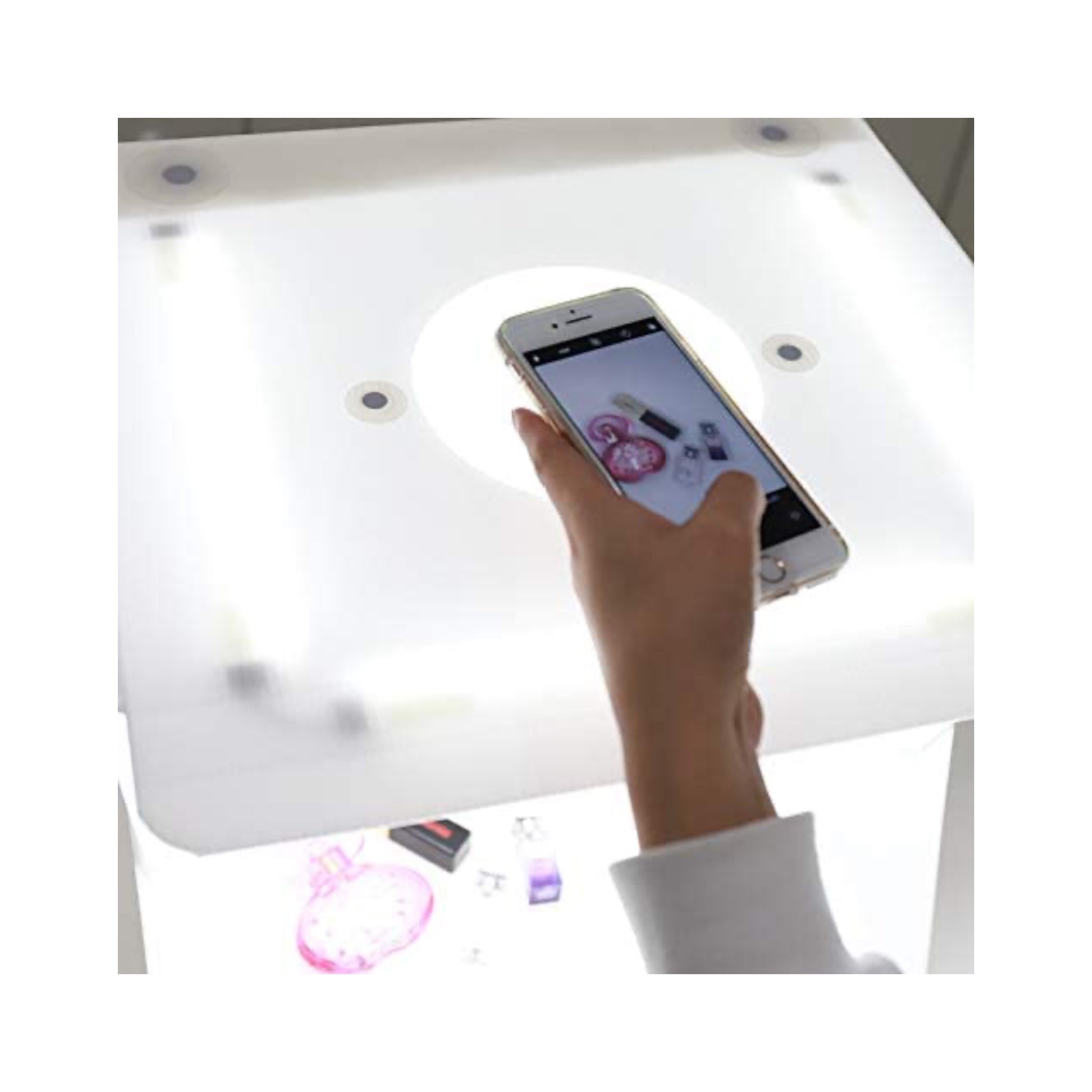 Foldio2 Plus 15” Portable Photo Studio Foldio2 Plus 15” Portable Photo Studio