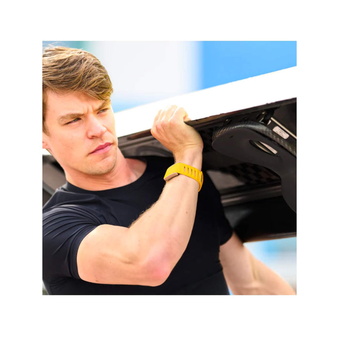 Whoop SportFlex Silicone Band, flexible and durable design for ultimate comfort and performance during workouts, available at TaMiMi Projects in Qatar.