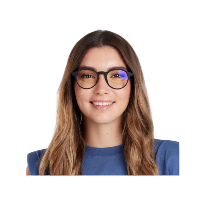 نظارة بارنر شامبيري لحجب الضوء الأزرق، تصميم يناسب الجنسين لحماية العين من الشاشات الرقمية، متوفرة في قطر لدي تميمي بروجكتس.