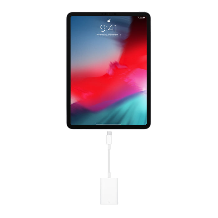 Get Apple Apple USB-C to SD Card Reader in Qatar from TaMiMi Projects