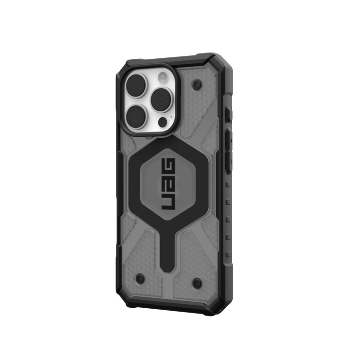Military-grade iPhone 16 Pro case from TaMiMi Projects Qatar. MagSafe compatible, ultra-light, shock-absorbing with raised edges.