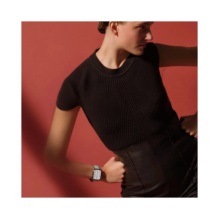 ‫احصل على سير هيرمز لساعة أبل من تميمي بروجكتس في قطر. جلد سوفت، تصميم كلاسيكي، يناسب معصم ١٤٠–١٧٥ مم. 