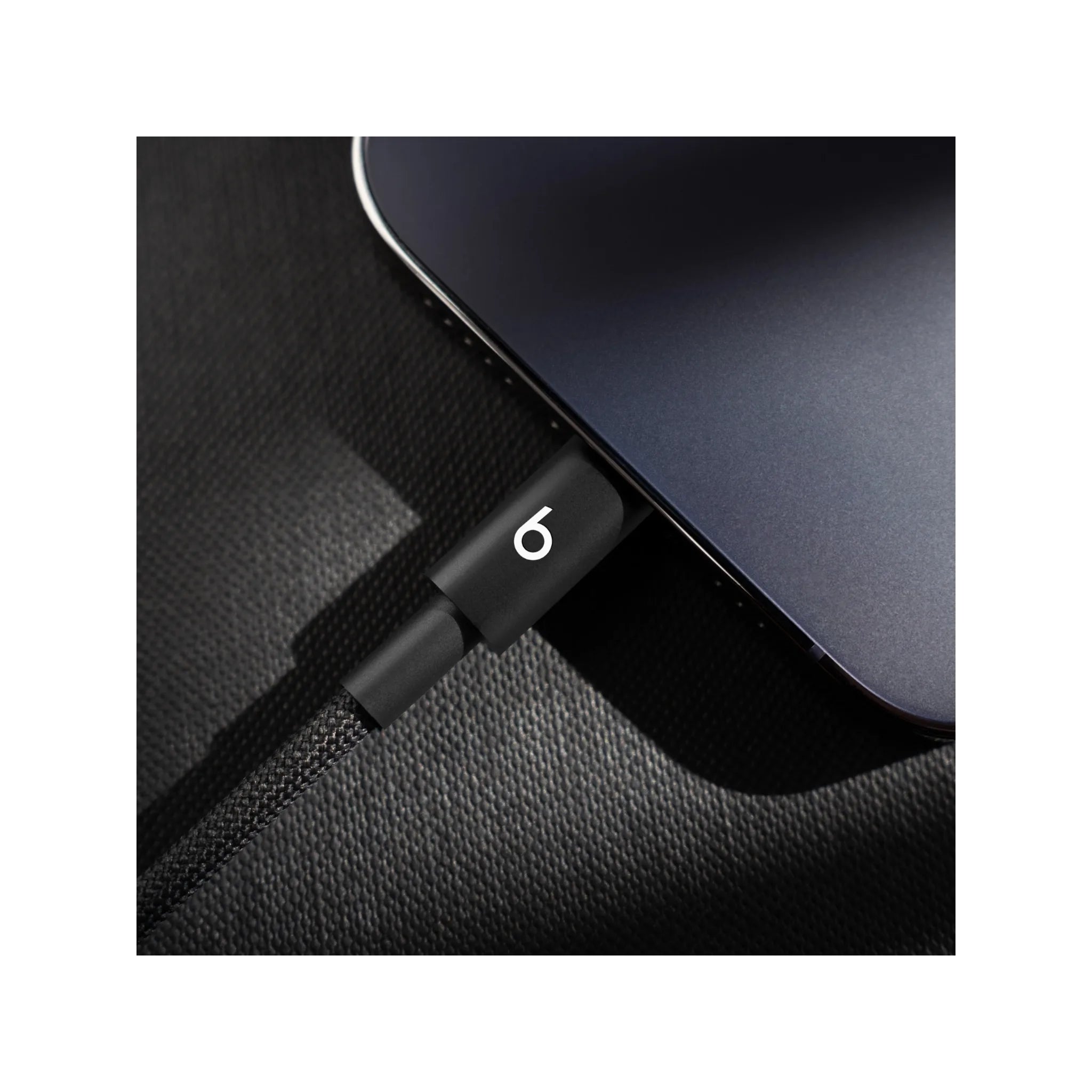 Beats USB‑C to Lightning Woven Cable (1.5 m) - Bolt Black Beats USB‑C to Lightning Woven Cable (1.5 m) - Bolt Black