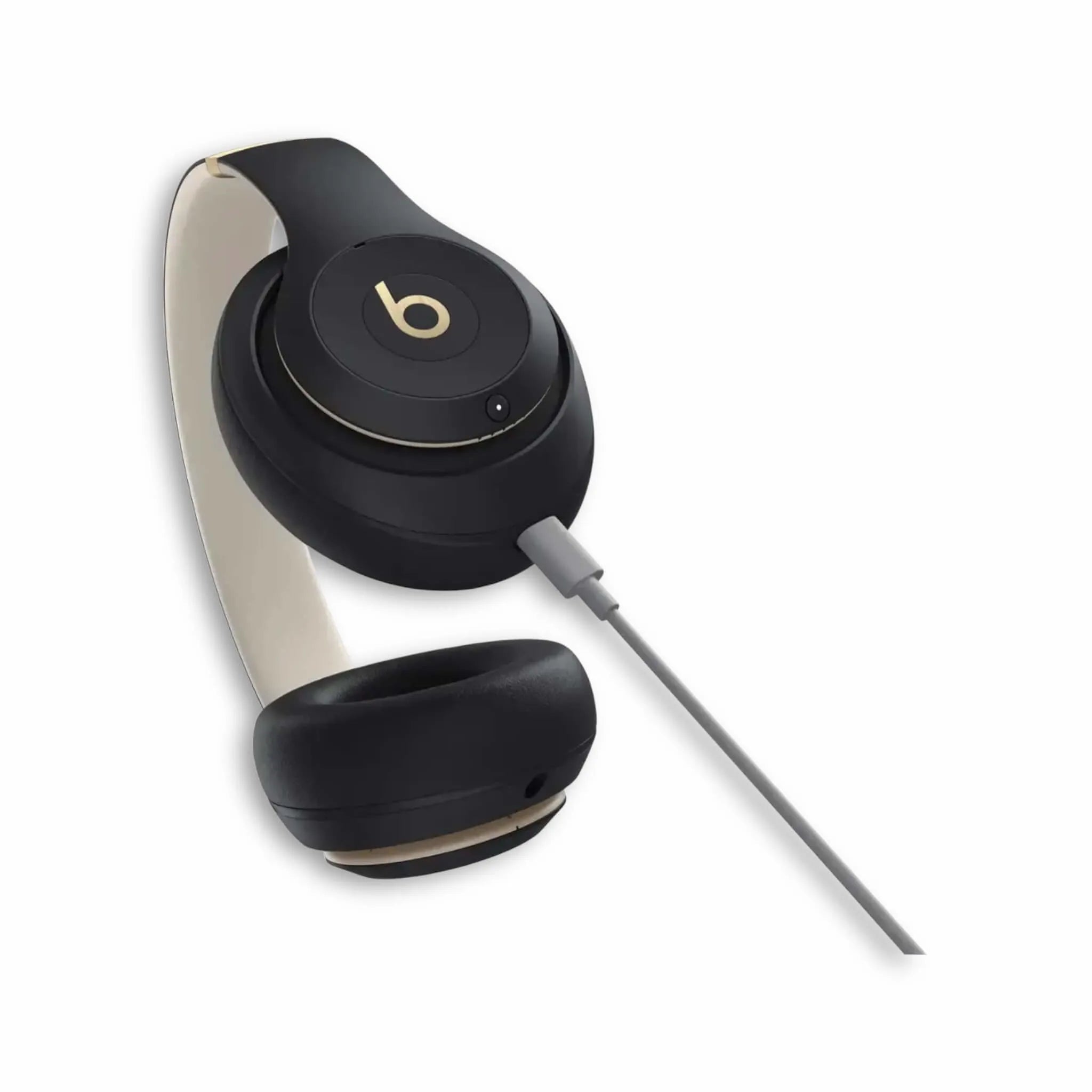 Beats Studio Pro Wireless Headphones - Black & Gold Beats Studio Pro Wireless Headphones - Black & Gold