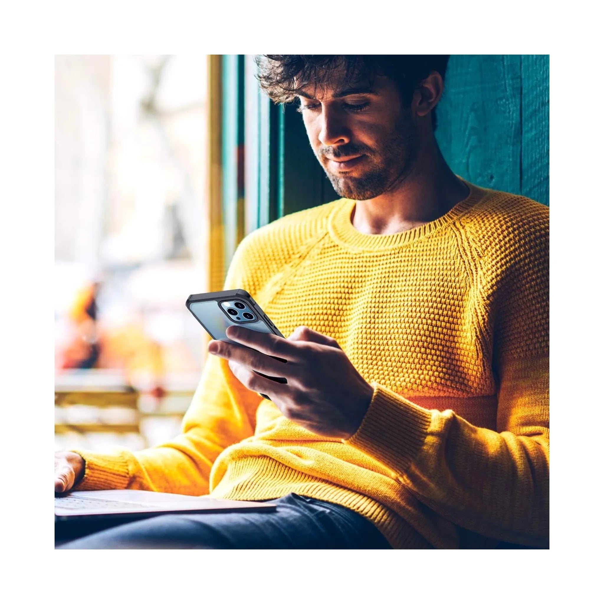 كفر اكسندد للايفون ١٤ برو - اسود كفر اكسندد للايفون ١٤ برو - اسود