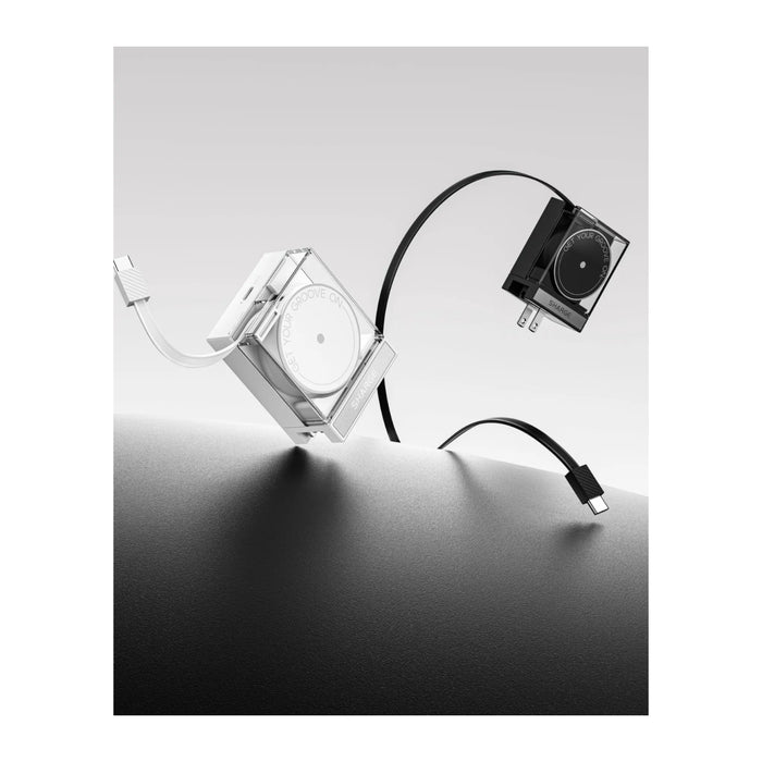 ‫احصل على شاحن SHARGE GaN بقوة ٦٥ واط من تميمي بروجكتس في قطر. تصميم شفاف، سلك USB-C قابل للسحب، وتقنية GaN للشحن السريع. 
