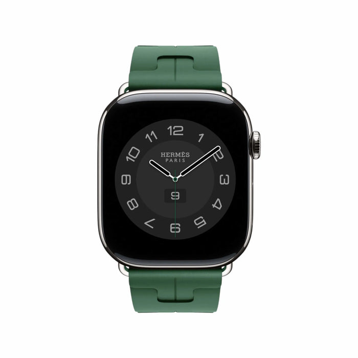 Sporty Hermès band from TaMiMi Projects Qatar. Soft, waterproof rubber with H motif and buckle. Fits Apple Watch 44/45/46/49 mm.