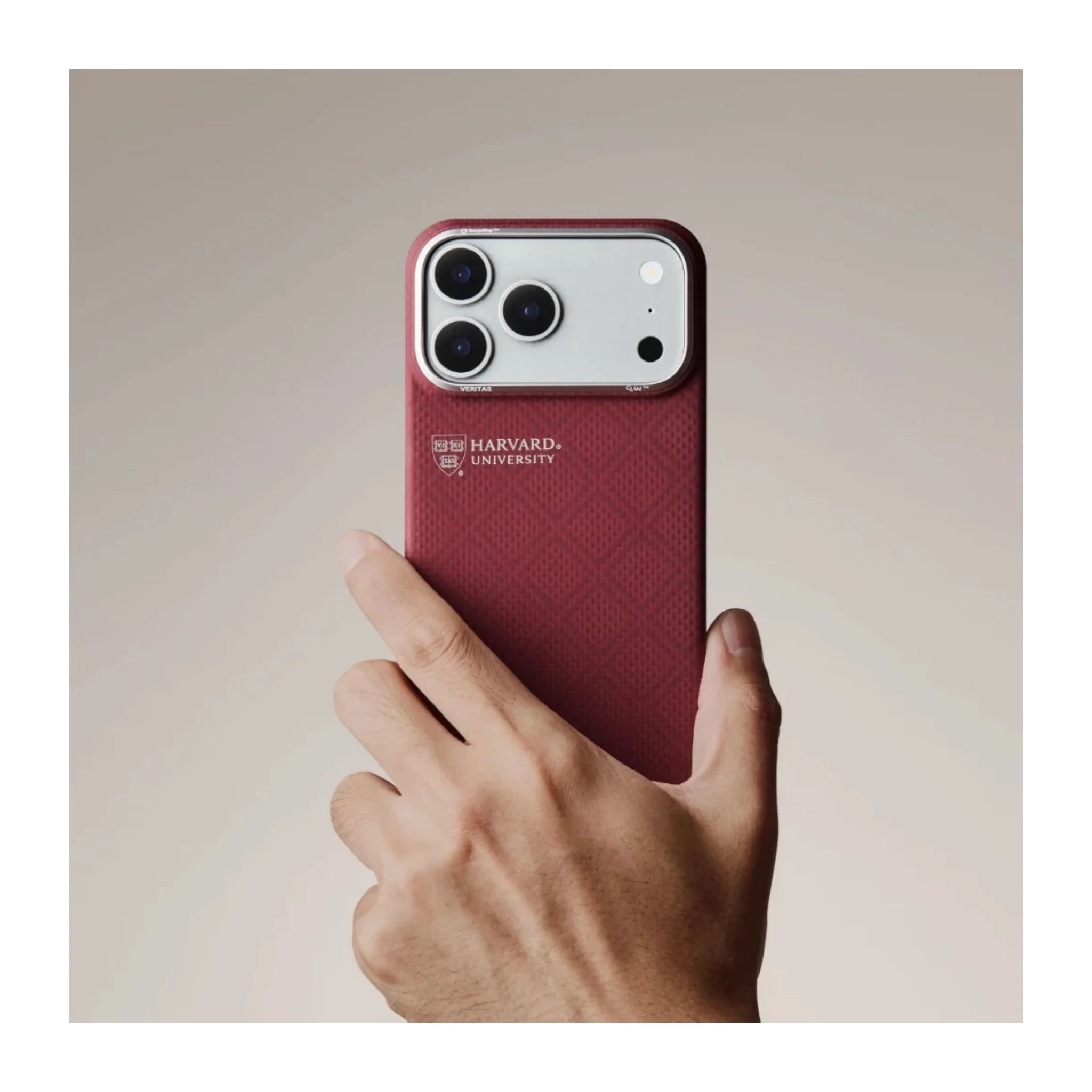 Pitaka iPhone 17 Pro Case - Harvard Crimson Pitaka iPhone 17 Pro Case - Harvard Crimson
