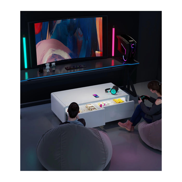 طاولة ذكية مزودة بدرجين تبريد بسعة إجمالية ١٣٥ لتر للمشروبات والوجبات الخفيفة، متوفرة الان لدي تميمي بروجكتس في قطر.