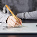 تلبيسة قلم بشكل مرح من أهاستايل متوافق مع قلم آبل ٢، غطاء ناعم يوفر الحماية بتصميم مميز، متوفر لدى تميمي بروجكتس في قطر.